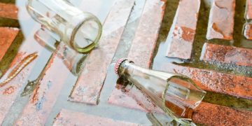 Ciudad del Este: adolescente imputado por tentativa de homicidio tras herir a su padre con un pedazo de botella