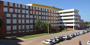 Evacúan terapia intensiva pediátrica de Clínicas