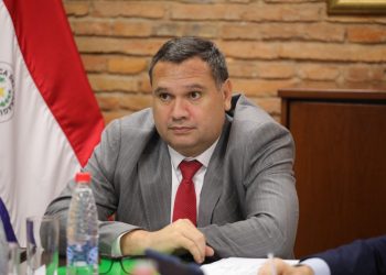 Senador Derlis Maidana: «El gobierno debe oxigenar su gabinete y cambiar ministros que no están rindiendo»