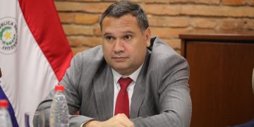 Senador Derlis Maidana: «El gobierno debe oxigenar su gabinete y cambiar ministros que no están rindiendo»