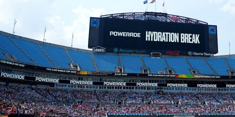 FIFA anuncia pausas para hidratación en los partidos del Mundial 2026