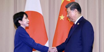 Japón denunció un incidente con cazas de China en medio de las tensiones