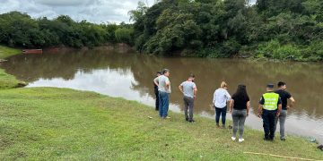 Indagan nueva mortandad de peces que encendió las alarmas en Itapé
