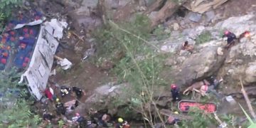 Tragedia en Colombia: 17 fallecidos en accidente de excursión de estudiantes