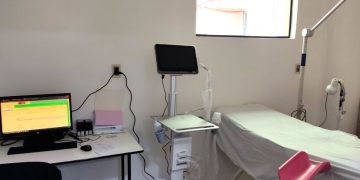 Hospital General de Barrio Obrero recibe ecógrafo portátil de alta complejidad