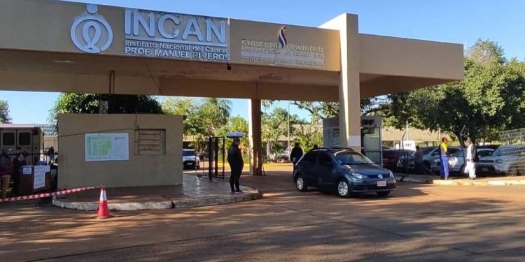Sin autorización ni comunicación, interrumpieron servicio de radioterapia en el INCAN