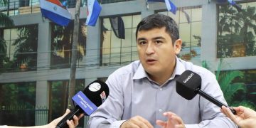 Proponen aumentar a 30 días las vacaciones laborales en el sector privado