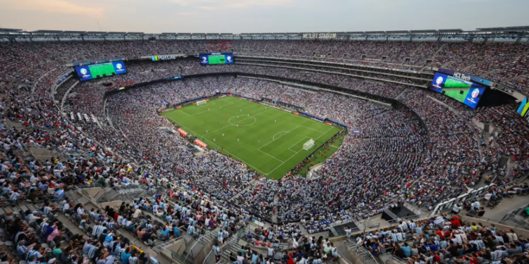 Agencias de Turismo comienzan a ofrecer la experiencia de ver a Paraguay en un Mundial