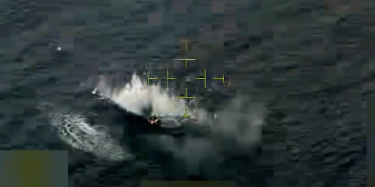 EE.UU. destruyó una nueva lancha de narcotráfico y mató a una persona