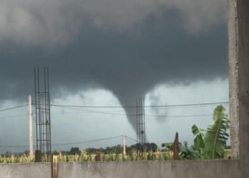 Fenómeno con características de tornado causó destrozos en el Este