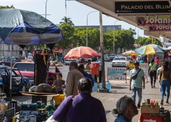 El salario mínimo en Venezuela llega a medio dólar por mes