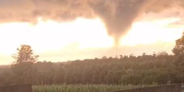 Confirman que tornado tocó suelo paraguayo: «en realidad fueron dos o tres»