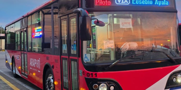 MOPC inicia prueba operativa del servicio de buses eléctricos
