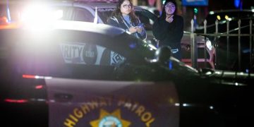 Cuatro fallecidos, entre ellos menores, luego de tiroteo en cumpleaños infantil en California