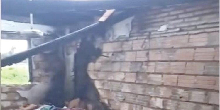 Hombre habría intentado quemar a su pareja y a su hija dentro de su casa