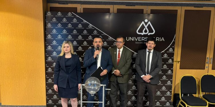 Cooperativa Universitaria regaló viajes al Caribe por su 52° Aniversario