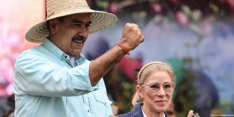 Colombia no descarta dar asilo a Maduro si deja el poder