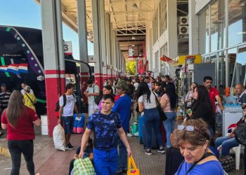 Dinatran libera horario de buses por fiestas de fin de año