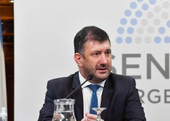 Confirman juicio oral contra exsenador argentino por contrabando