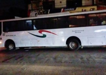 Una mujer y su hija murieron al ser arrolladas por un colectivo