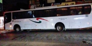 Una mujer y su hija murieron al ser arrolladas por un colectivo