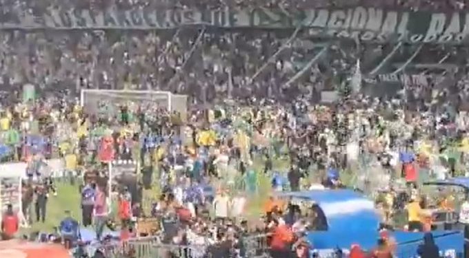 Final de la Copa Colombia terminó en una batalla campal