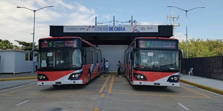 Primeros buses eléctricos de Taiwán empiezan a circular desde hoy
