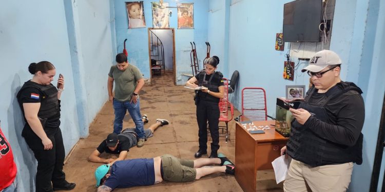 Caen con «moñitos» de cocaína en el mercado de Abasto