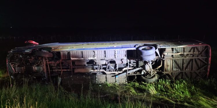 Vuelco fatal: chofer y guarda serán procesados por homicidio culposo