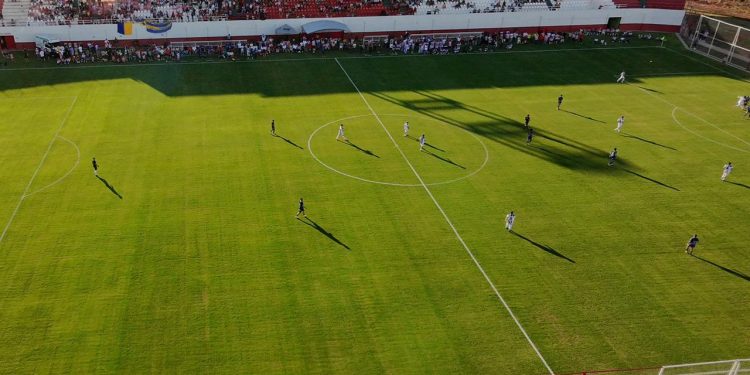 Inauguran obras de mejora del Estadio Ovetenses Unidos en Coronel Oviedo