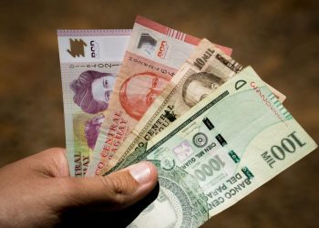 Con el guaraní liderando, califican a Paraguay como un «oasis» regional de estabilidad