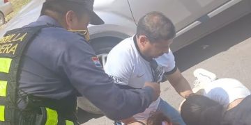 Una mujer fue atropellada cuando intentaba huir de su pareja