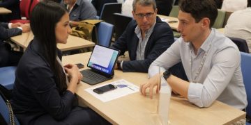 Agregados comerciales en el exterior y empresarios exploraron oportunidades de exportación