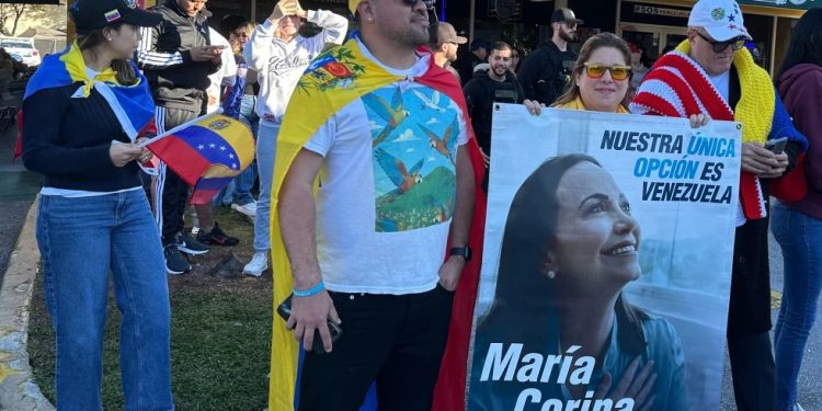 Venezolanos en Florida celebran caída de Maduro