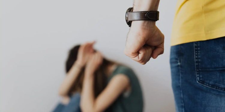 Violencia familiar sigue en aumento y suma más de 75.000 denuncias en Paraguay