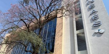 Presentan informe ejecutivo sobre situación actual de carreras de ingeniería en Paraguay