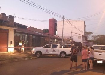 Dueño de casa y delincuente mueren en un asalto domiciliario en Fernando de la Mora