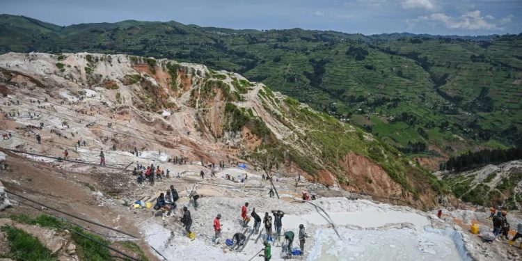 Derrumbe en una mina deja al menos 200 muertos en Congo