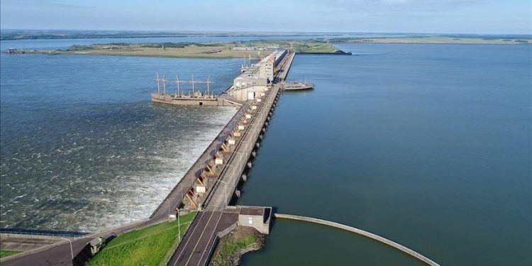 Hablan de industrialización estratégica de la energía para el desarrollo del país