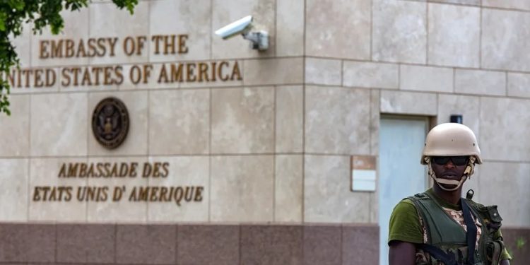 Embajada de EEUU en Haití emitió alerta de seguridad por «intensos tiroteos» en la capital
