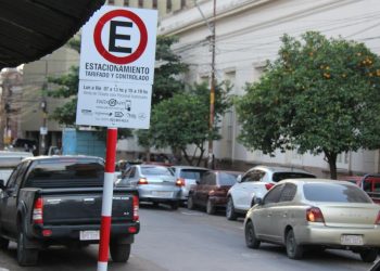 Recuerdan dónde está permitido y prohibido estacionar en Asunción