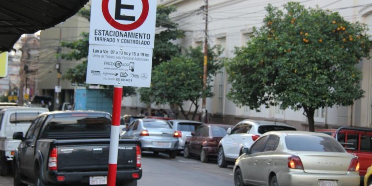 Recuerdan dónde está permitido y prohibido estacionar en Asunción