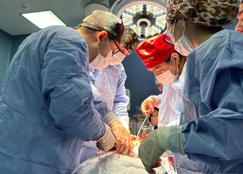 Realizan exitosa cirugía a paciente con cáncer de testículo en IPS Ingavi