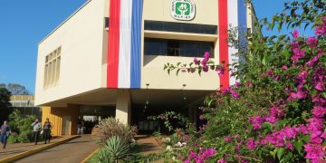 Unos 3.000 funcionarios del Hospital de Itauguá no han recibido aguinaldo ni otros conceptos