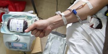 Instan a donar sangre por lo menos dos veces al año