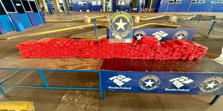 Incautan marihuana «paraguaya» en el Puente de la Amistad