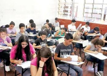 Alumnos que deban exámenes rendirán ya en diciembre a partir de este año