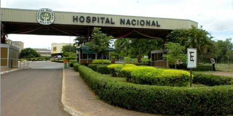 Unos 3.000 funcionarios del Hospital de Itauguá no han recibido aguinaldo ni otros conceptos