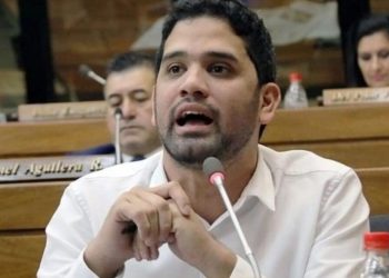 Afirman que de hecho los parlamentarios ni siquiera deberían tener una jubilación