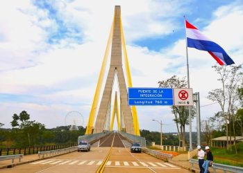 Desde el 29 de enero circularán buses de turismo por el puente de la Integración